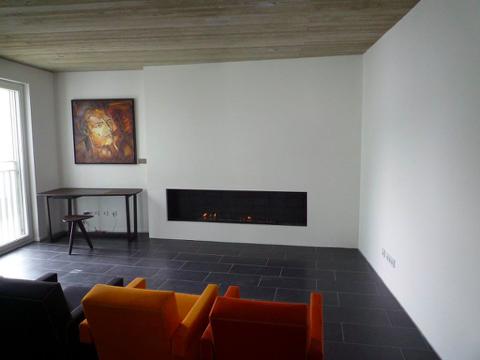 Wohnwand Mit Integriertem Kamin